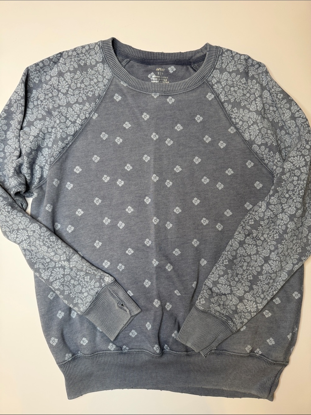 Aerie Floral Crewneck - Picture 1 of 4